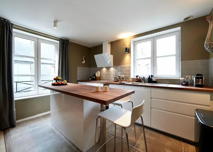 La Petite Adresse Du 10honfleur Онфлёр