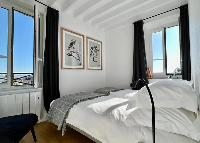 Апартаменты La Petite Adresse Du 10honfleur *